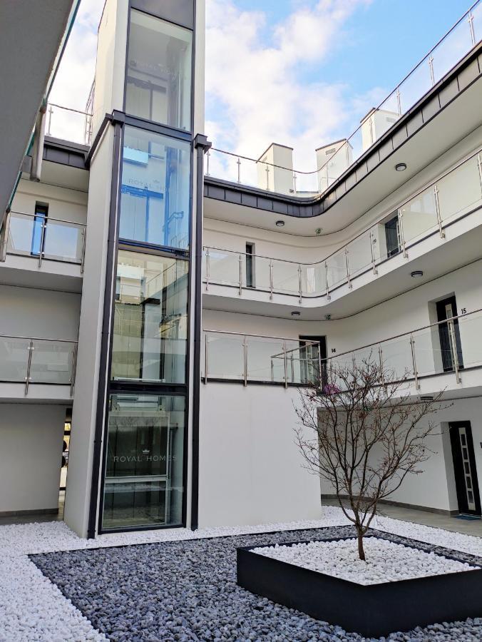 Royal Relax Apartman Keszthely Esterno foto