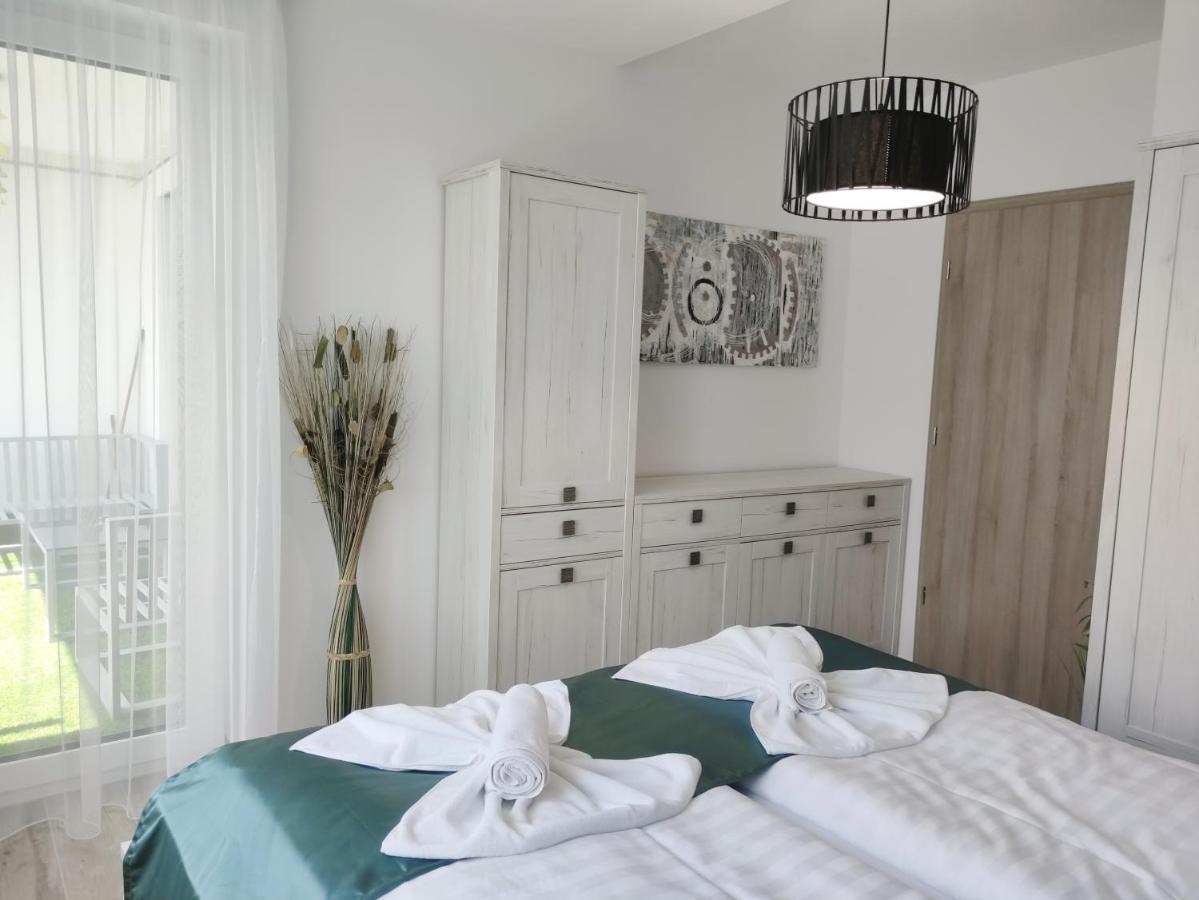 Royal Relax Apartman Keszthely Esterno foto
